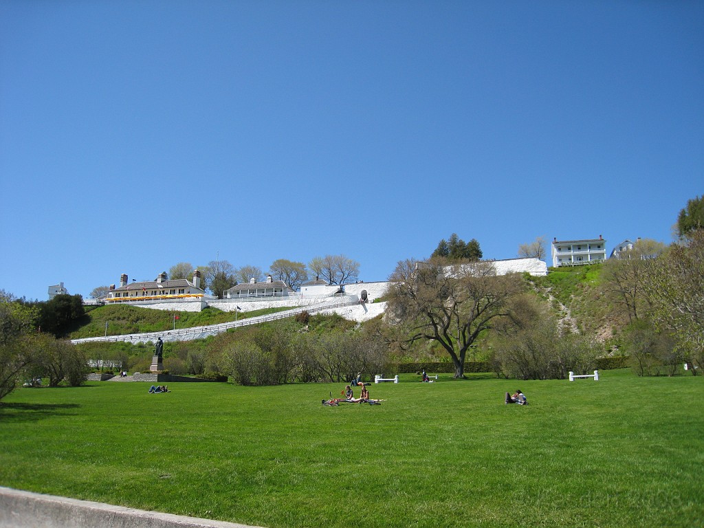 Mackinaw Island Area May 2008 0769.jpg - May 24 2008 a trip to Mackinac City for a 5 M race and a visit to Mackinac Island. A day to the UP, Paradise, Whitefish Point and Tahquamen Falls. This was followed by trips to Petoskey and Charlevoix.